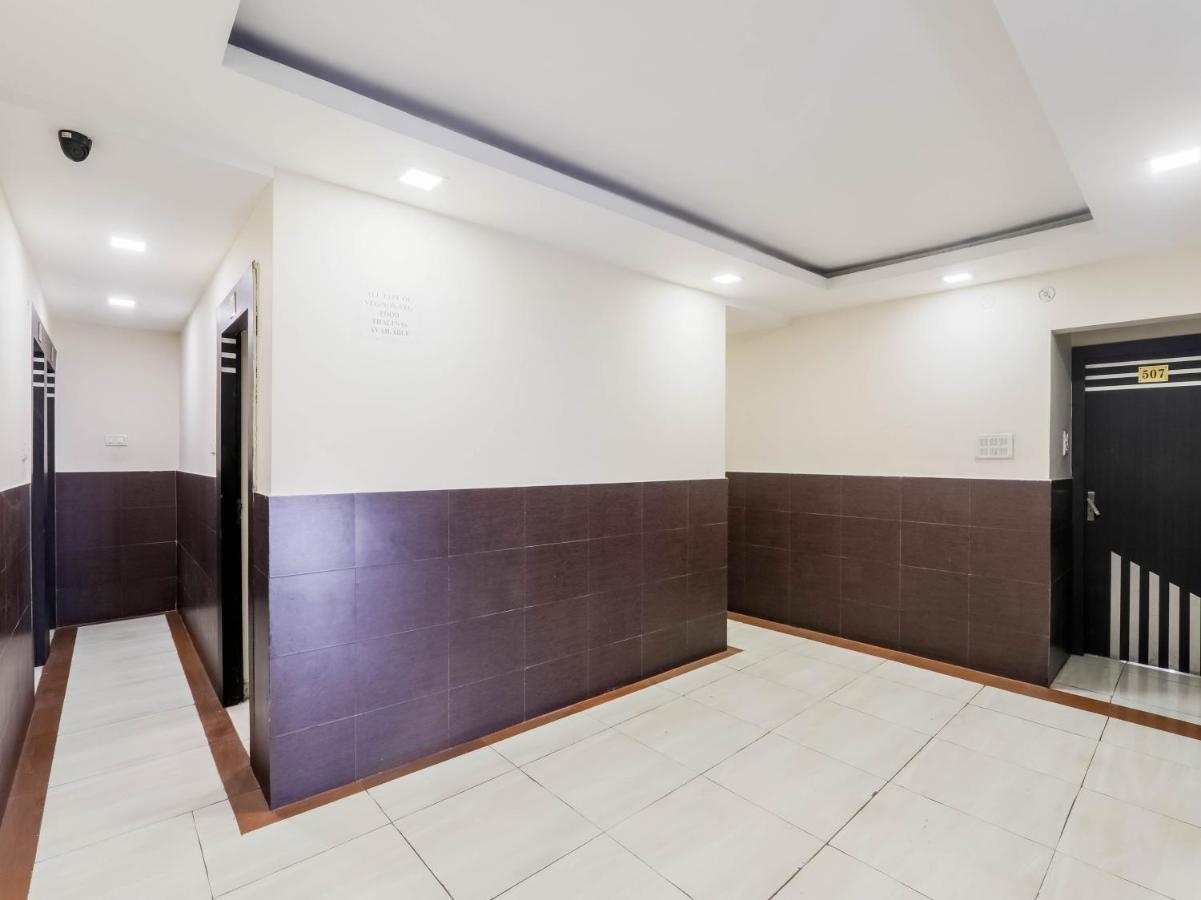 Oyo 79765 Hotel Samrat 勒克瑙 外观 照片