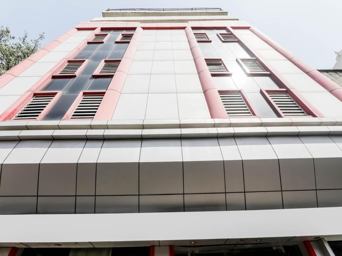 Oyo 79765 Hotel Samrat 勒克瑙 外观 照片